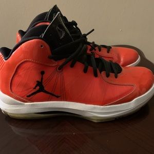 Jordan team shoes 10.5